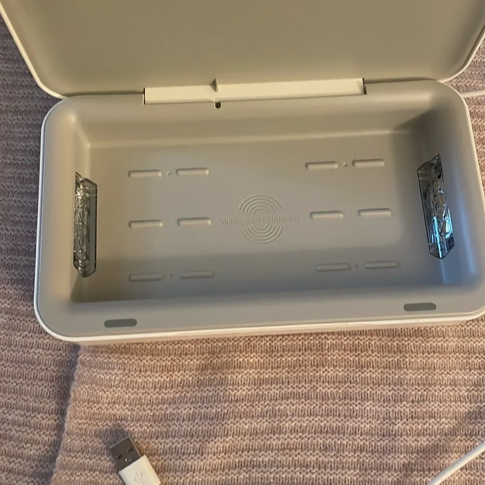 Samsung UV Sanitizer Wireless PhoneCharger